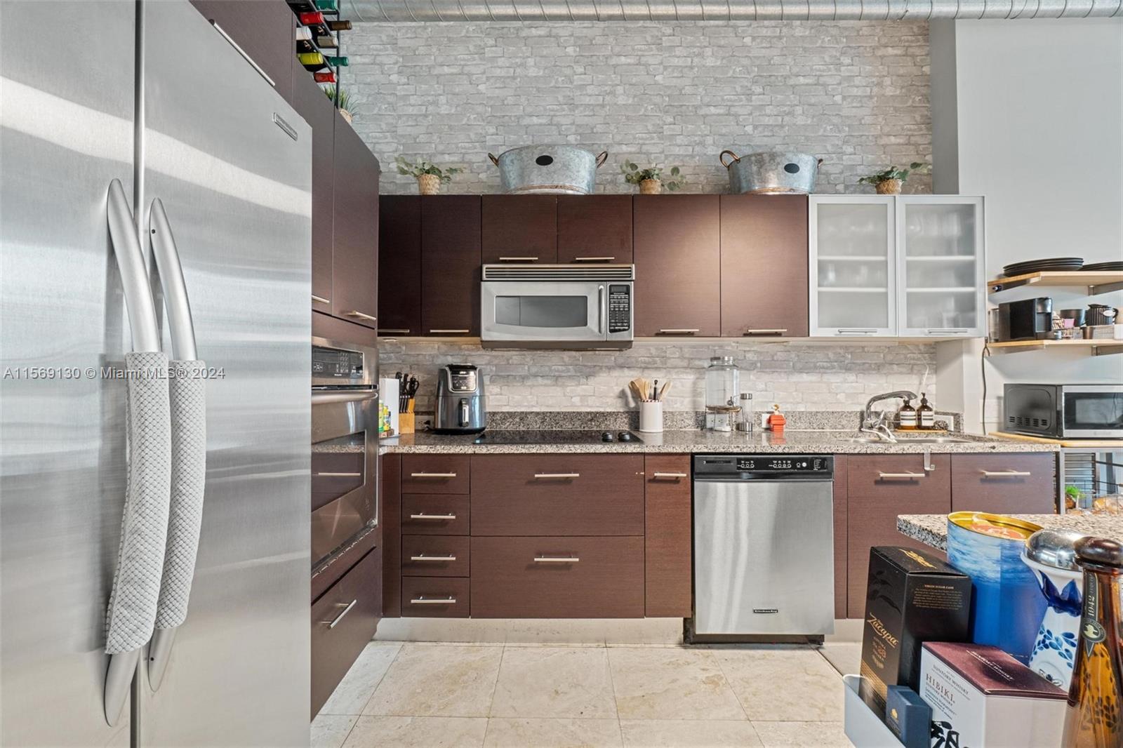 3029 NE 188th St 324, Aventura, Florida 33180, 1 Bedroom Bedrooms, ,2 BathroomsBathrooms,Residentiallease,For Rent,3029 NE 188th St 324,A11569130
