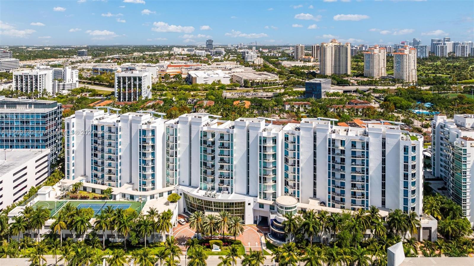 3029 NE 188th St 324, Aventura, Florida 33180, 1 Bedroom Bedrooms, ,2 BathroomsBathrooms,Residentiallease,For Rent,3029 NE 188th St 324,A11569130