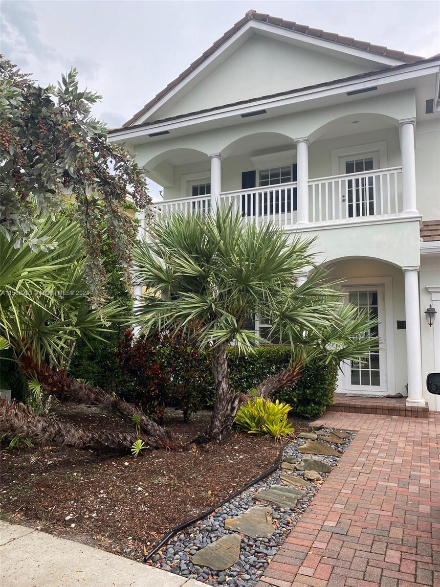 1317 SW 23rd St, Fort Lauderdale, Florida 33315, 5 Bedrooms Bedrooms, ,4 BathroomsBathrooms,Residentiallease,For Rent,1317 SW 23rd St,A11568203