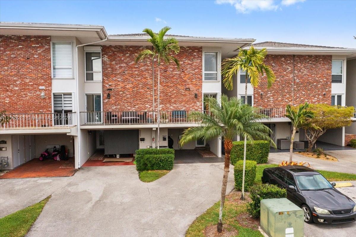 6805 Brookline Dr 6805, Hialeah, Florida 33015, 3 Bedrooms Bedrooms, ,3 BathroomsBathrooms,Residential,For Sale,6805 Brookline Dr 6805,A11569283