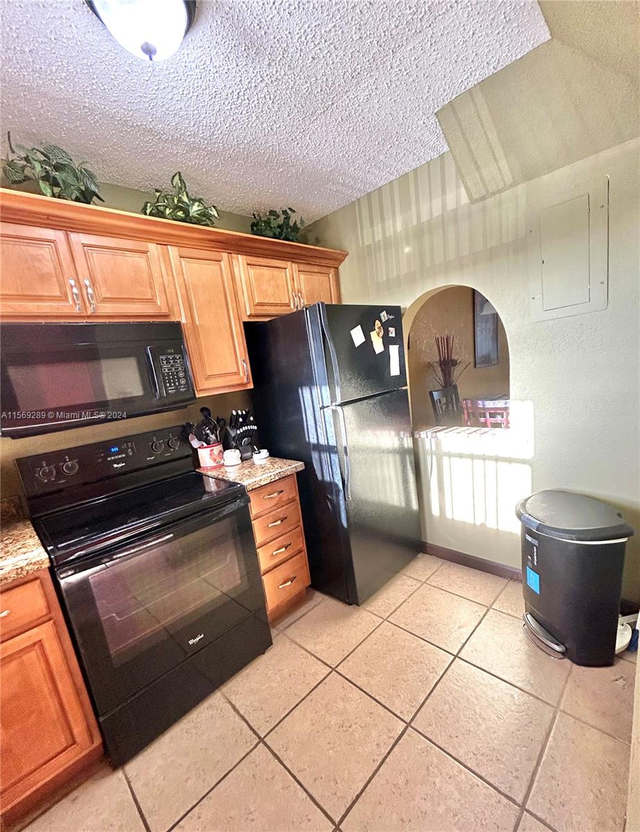 8465 Sunrise Lakes Blvd 202, Sunrise, Florida 33322, 2 Bedrooms Bedrooms, ,2 BathroomsBathrooms,Residential,For Sale,8465 Sunrise Lakes Blvd 202,A11569289