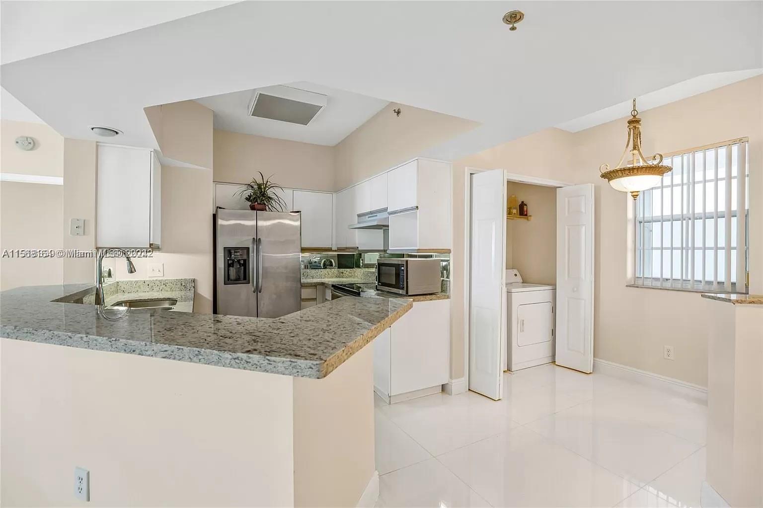 3255 NE 184th St 12104, Aventura, Florida 33160, 2 Bedrooms Bedrooms, ,2 BathroomsBathrooms,Residential,For Sale,3255 NE 184th St 12104,A11568164