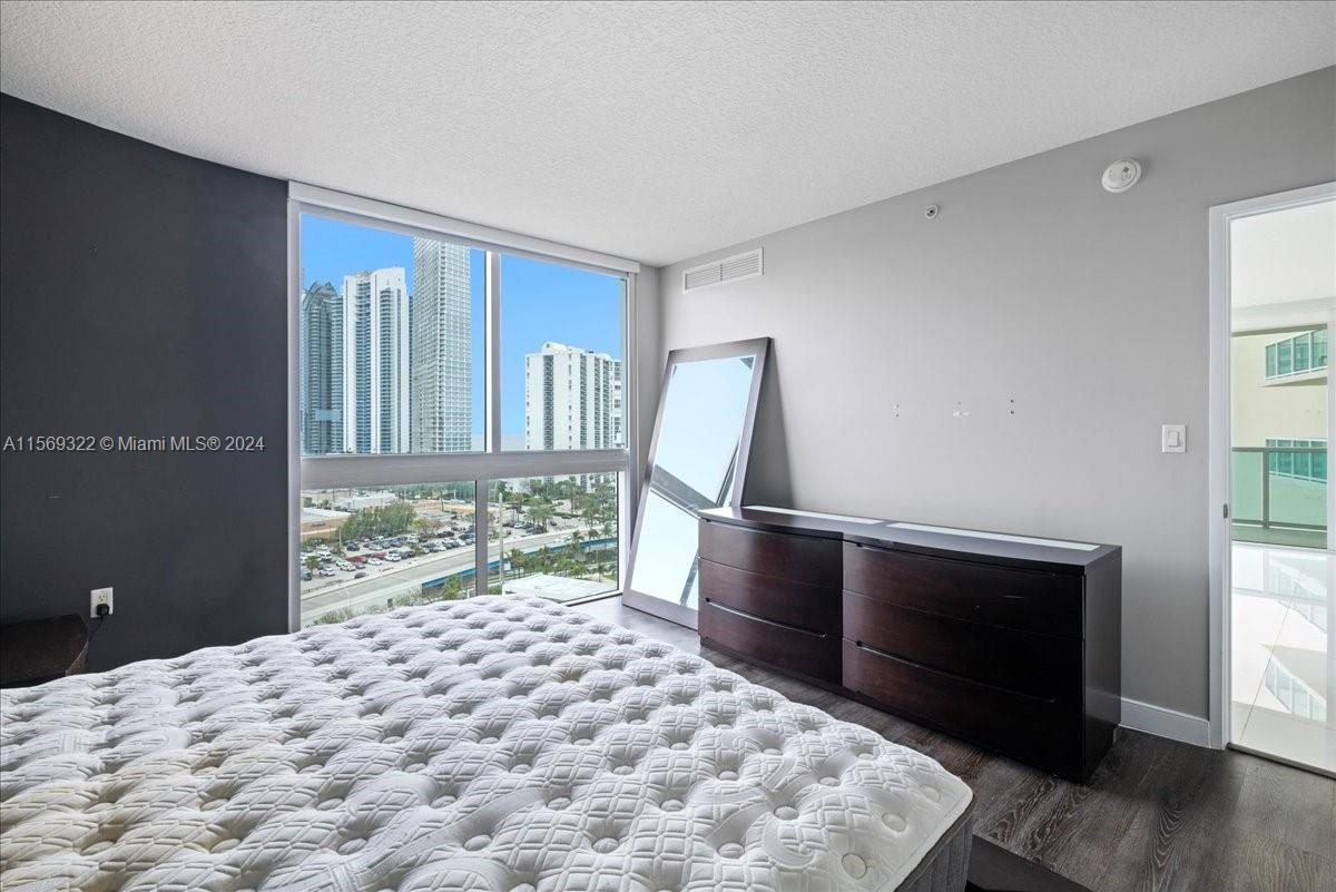 200 SUNNY ISLE BL 2-1202, Sunny Isles Beach, Florida 33160, 3 Bedrooms Bedrooms, ,2 BathroomsBathrooms,Residentiallease,For Rent,200 SUNNY ISLE BL 2-1202,A11569322