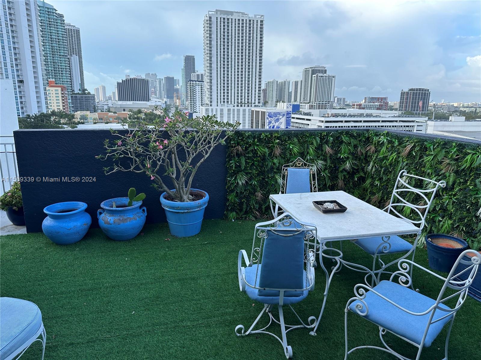 2275 Biscayne Blvd PH205, Miami, Florida 33137, 1 Bedroom Bedrooms, ,1 BathroomBathrooms,Residentiallease,For Rent,2275 Biscayne Blvd PH205,A11569339