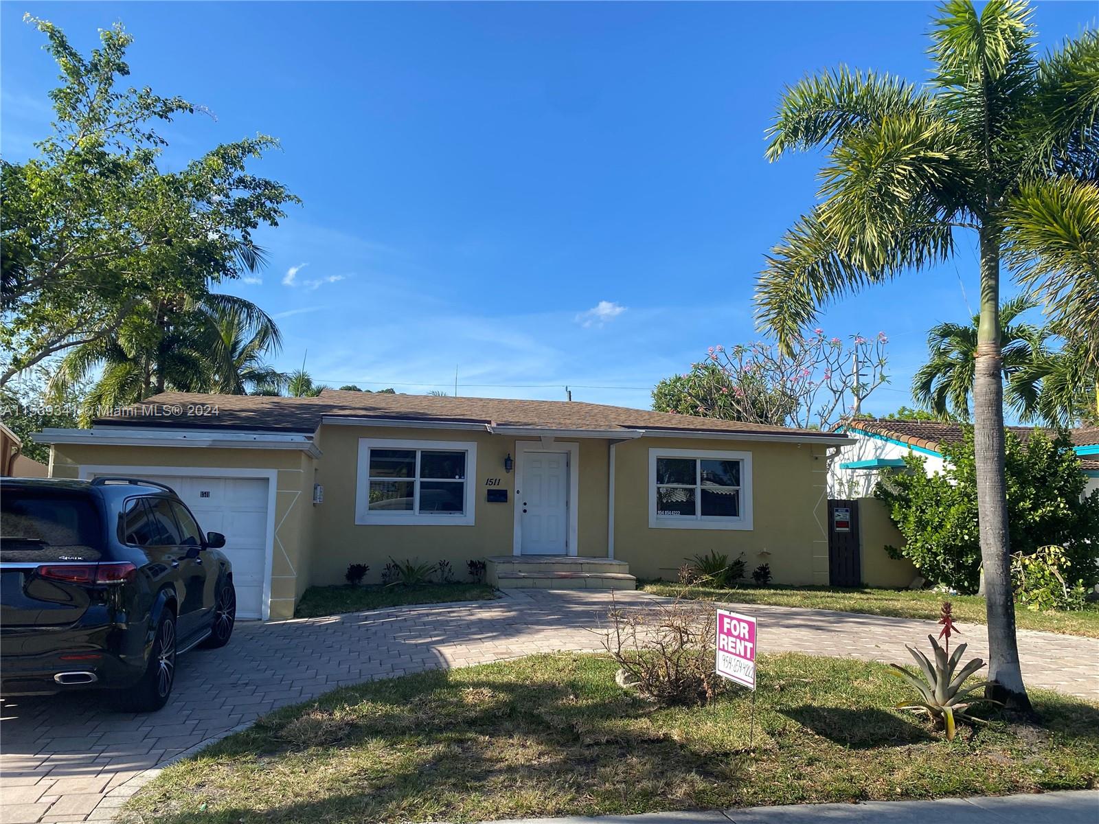 1511 Plunkett St, Hollywood, Florida 33020, 3 Bedrooms Bedrooms, ,2 BathroomsBathrooms,Residentiallease,For Rent,1511 Plunkett St,A11569341