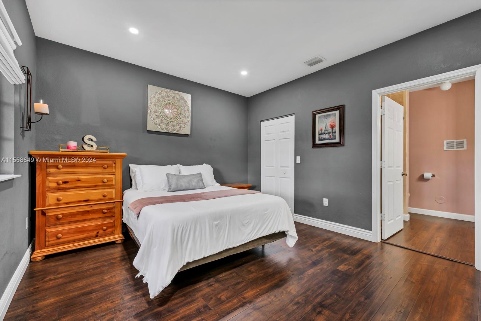 2650 NE 3rd Dr 103, Homestead, Florida 33033, 2 Bedrooms Bedrooms, ,2 BathroomsBathrooms,Residential,For Sale,2650 NE 3rd Dr 103,A11568849