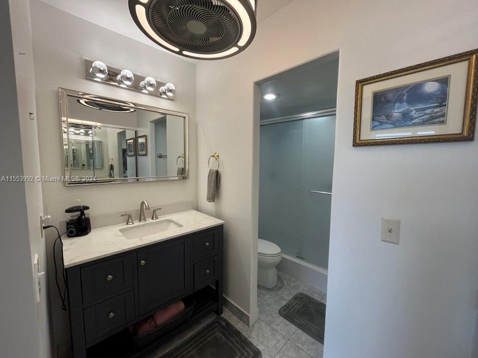 300 Diplomat Pkwy 817, Hallandale Beach, Florida 33009, 2 Bedrooms Bedrooms, 5 Rooms Rooms,2 BathroomsBathrooms,Residential,For Sale,300 Diplomat Pkwy 817,A11553992