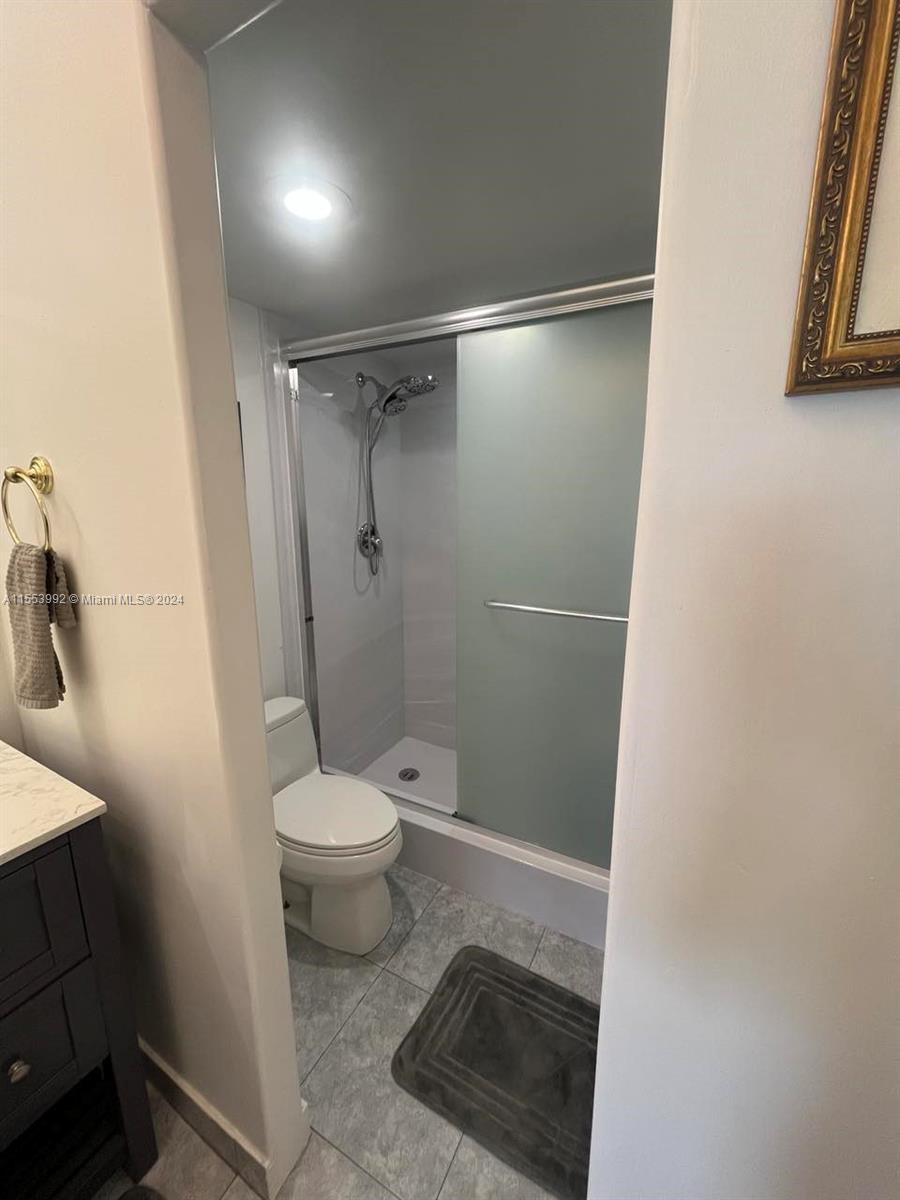 300 Diplomat Pkwy 817, Hallandale Beach, Florida 33009, 2 Bedrooms Bedrooms, 5 Rooms Rooms,2 BathroomsBathrooms,Residential,For Sale,300 Diplomat Pkwy 817,A11553992