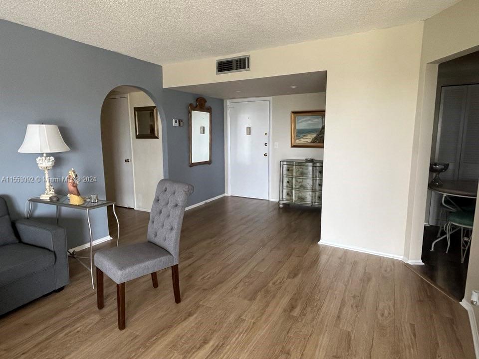 300 Diplomat Pkwy 817, Hallandale Beach, Florida 33009, 2 Bedrooms Bedrooms, 5 Rooms Rooms,2 BathroomsBathrooms,Residential,For Sale,300 Diplomat Pkwy 817,A11553992