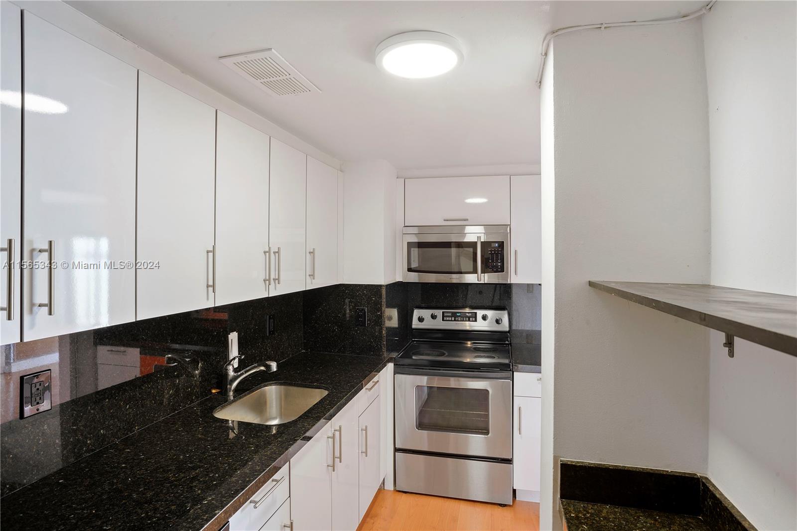 880 NE 69th St 8G, Miami, Florida 33138, 1 Bedroom Bedrooms, ,1 BathroomBathrooms,Residentiallease,For Rent,880 NE 69th St 8G,A11565343