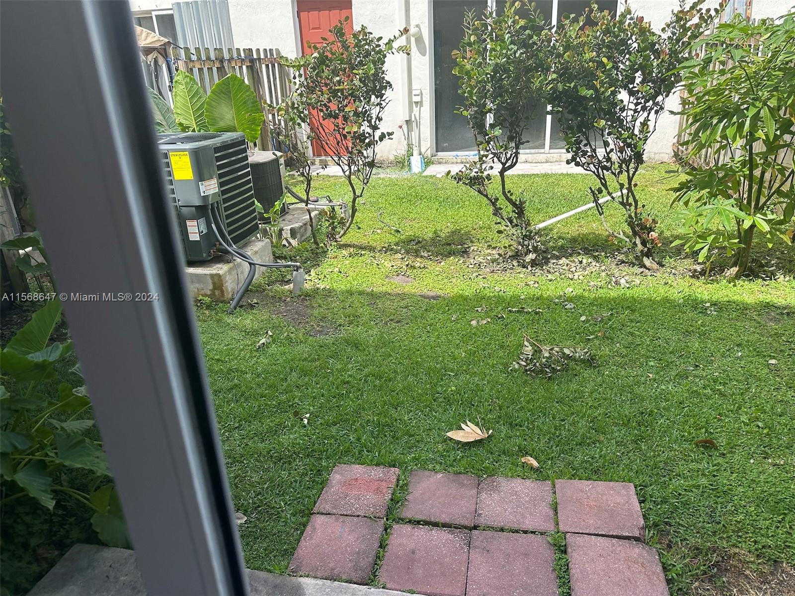 1040 NE 42nd Pl 0, Homestead, Florida 33033, 3 Bedrooms Bedrooms, ,3 BathroomsBathrooms,Residentiallease,For Rent,1040 NE 42nd Pl 0,A11568647