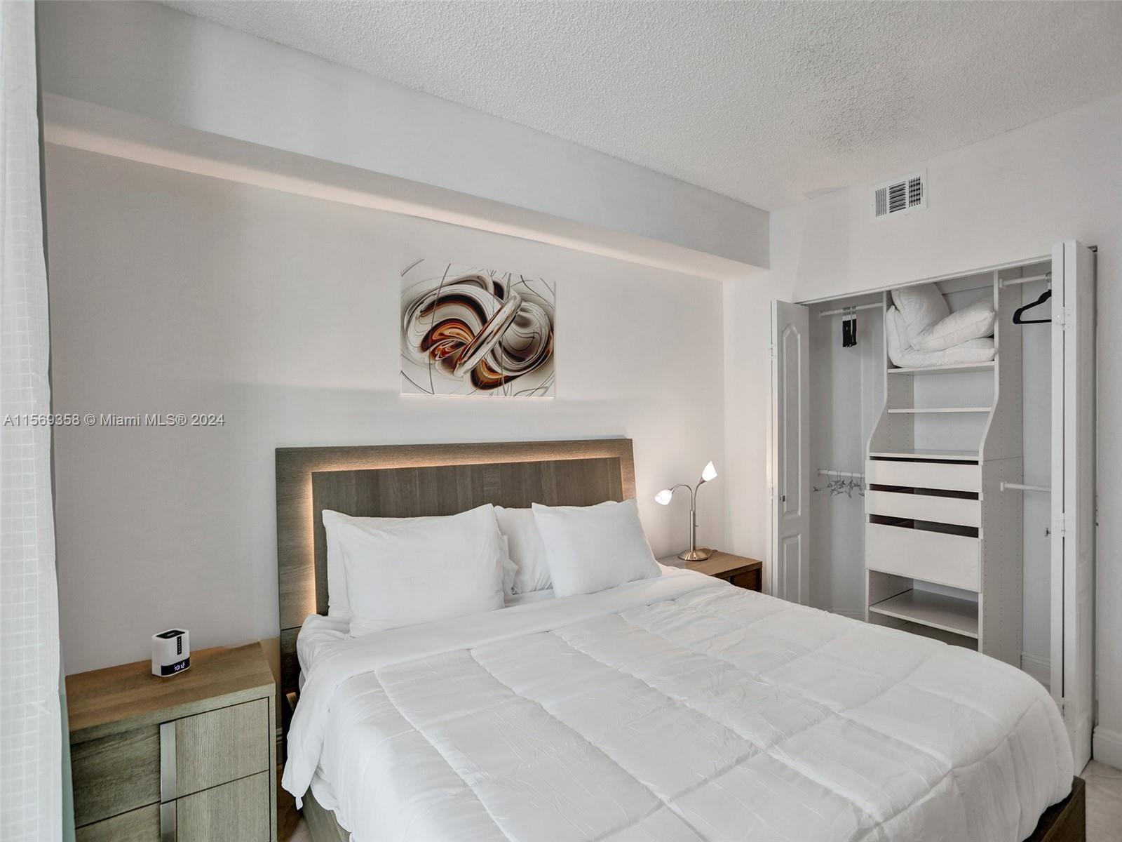 17555 Atlantic Blvd 1101, Sunny Isles Beach, Florida 33160, 3 Bedrooms Bedrooms, ,2 BathroomsBathrooms,Residentiallease,For Rent,17555 Atlantic Blvd 1101,A11569358