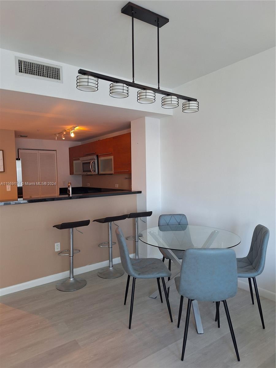253 NE 2nd St 2606, Miami, Florida 33132, 1 Bedroom Bedrooms, ,1 BathroomBathrooms,Residentiallease,For Rent,253 NE 2nd St 2606,A11569114