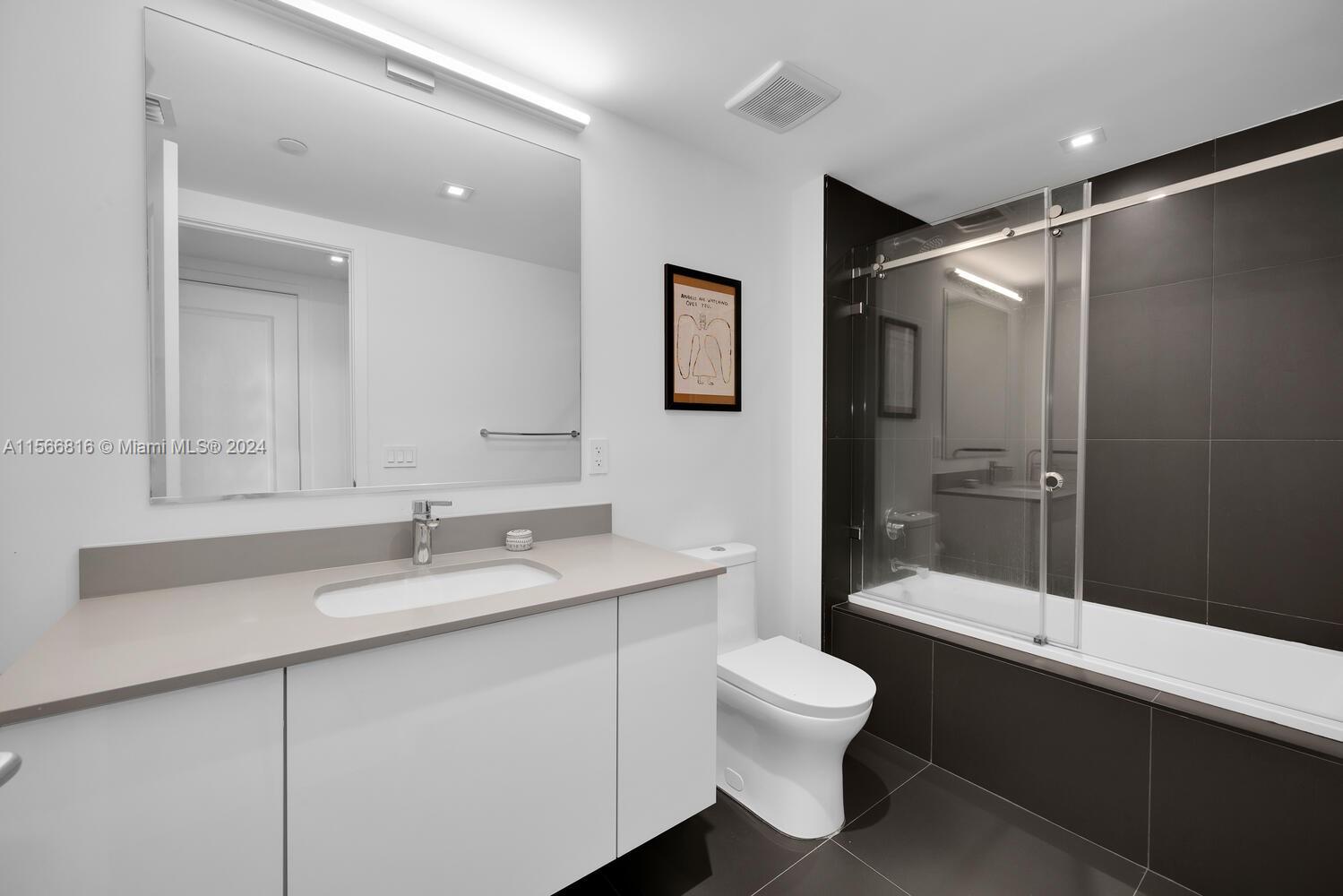 1600 NE 1st Ave 2416, Miami, Florida 33132, 2 Bedrooms Bedrooms, ,2 BathroomsBathrooms,Residential,For Sale,1600 NE 1st Ave 2416,A11566816