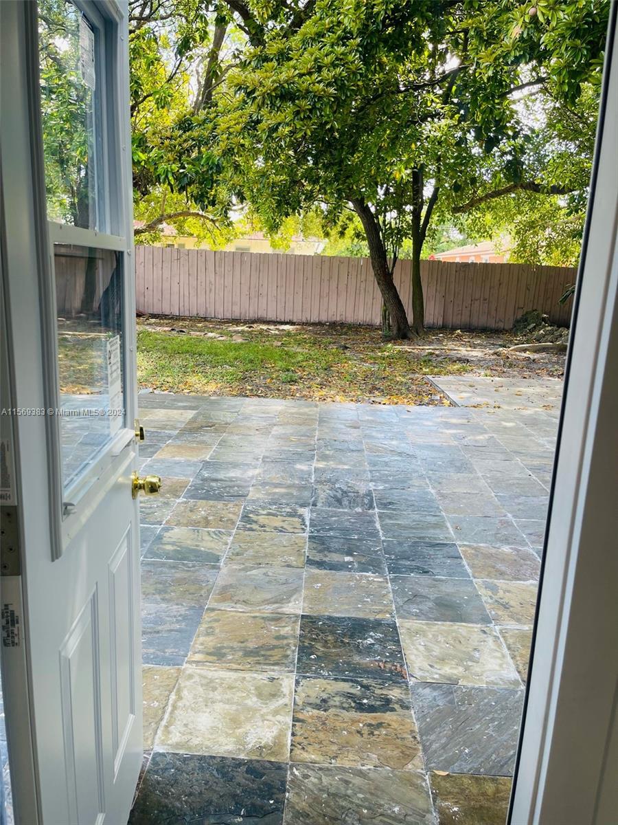 9545 NW 5th Ave, Miami, Florida 33150, 2 Bedrooms Bedrooms, 1 Room Rooms,1 BathroomBathrooms,Residential,For Sale,9545 NW 5th Ave,A11569383