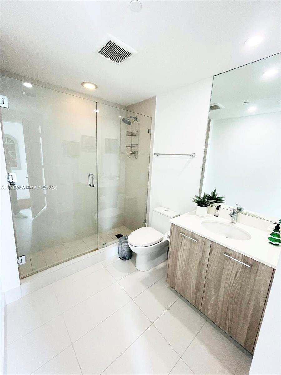 501 NE 31st St 1209, Miami, Florida 33137, 2 Bedrooms Bedrooms, ,2 BathroomsBathrooms,Residentiallease,For Rent,501 NE 31st St 1209,A11569392