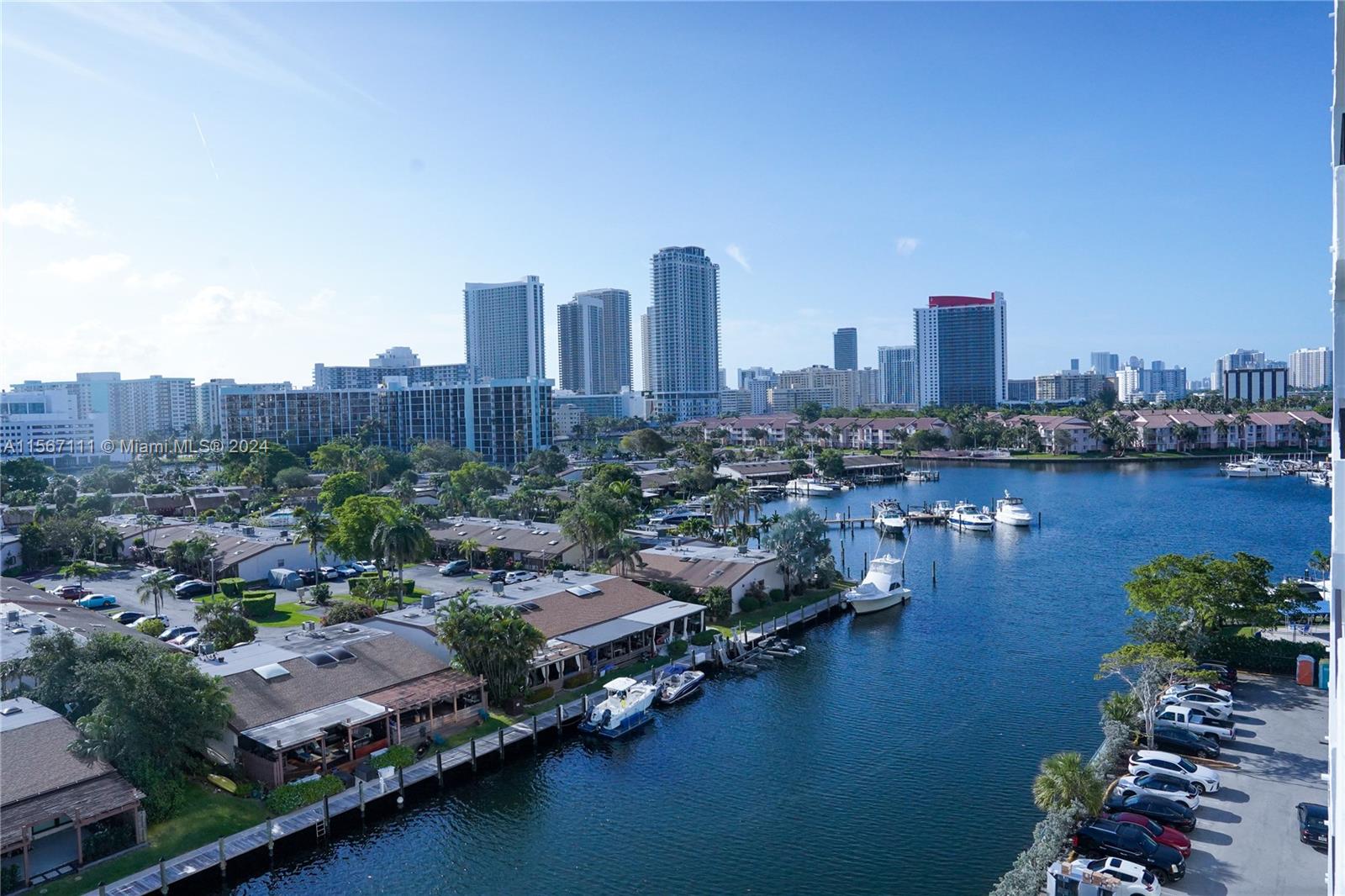 2500 Parkview Dr 904, Hallandale Beach, Florida 33009, 1 Bedroom Bedrooms, ,1 BathroomBathrooms,Residentiallease,For Rent,2500 Parkview Dr 904,A11567111