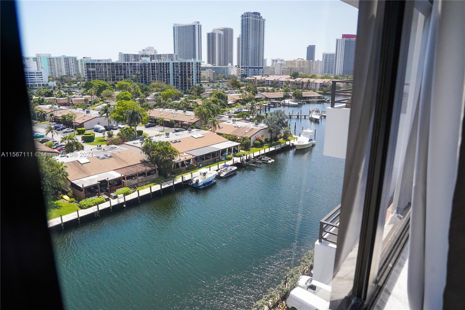 2500 Parkview Dr 904, Hallandale Beach, Florida 33009, 1 Bedroom Bedrooms, ,1 BathroomBathrooms,Residentiallease,For Rent,2500 Parkview Dr 904,A11567111