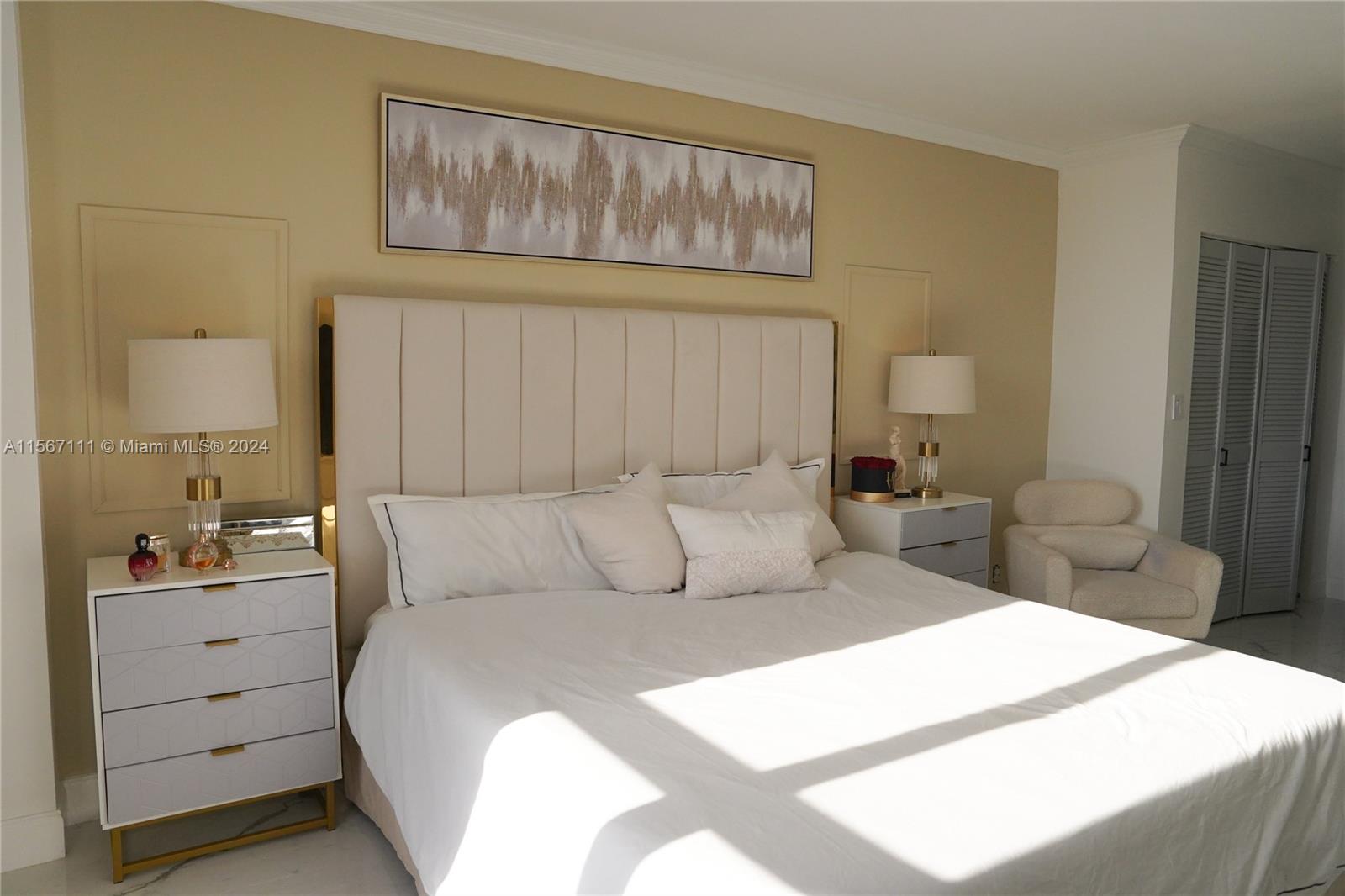 2500 Parkview Dr 904, Hallandale Beach, Florida 33009, 1 Bedroom Bedrooms, ,1 BathroomBathrooms,Residentiallease,For Rent,2500 Parkview Dr 904,A11567111