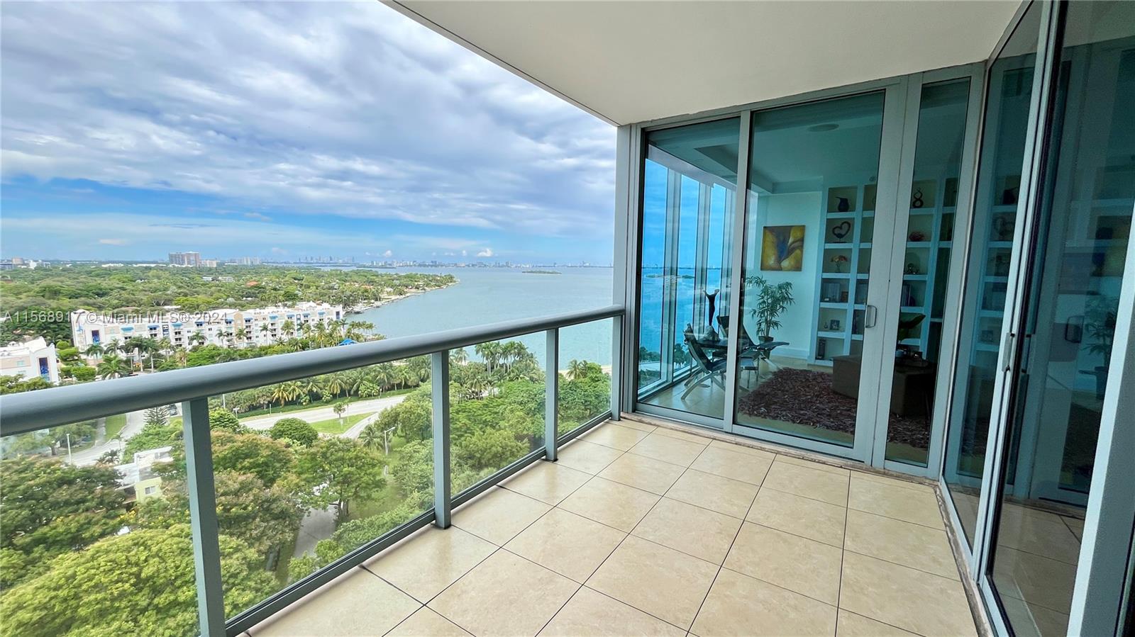 601 NE 36th St 1403, Miami, Florida 33137, 1 Bedroom Bedrooms, ,1 BathroomBathrooms,Residentiallease,For Rent,601 NE 36th St 1403,A11568917