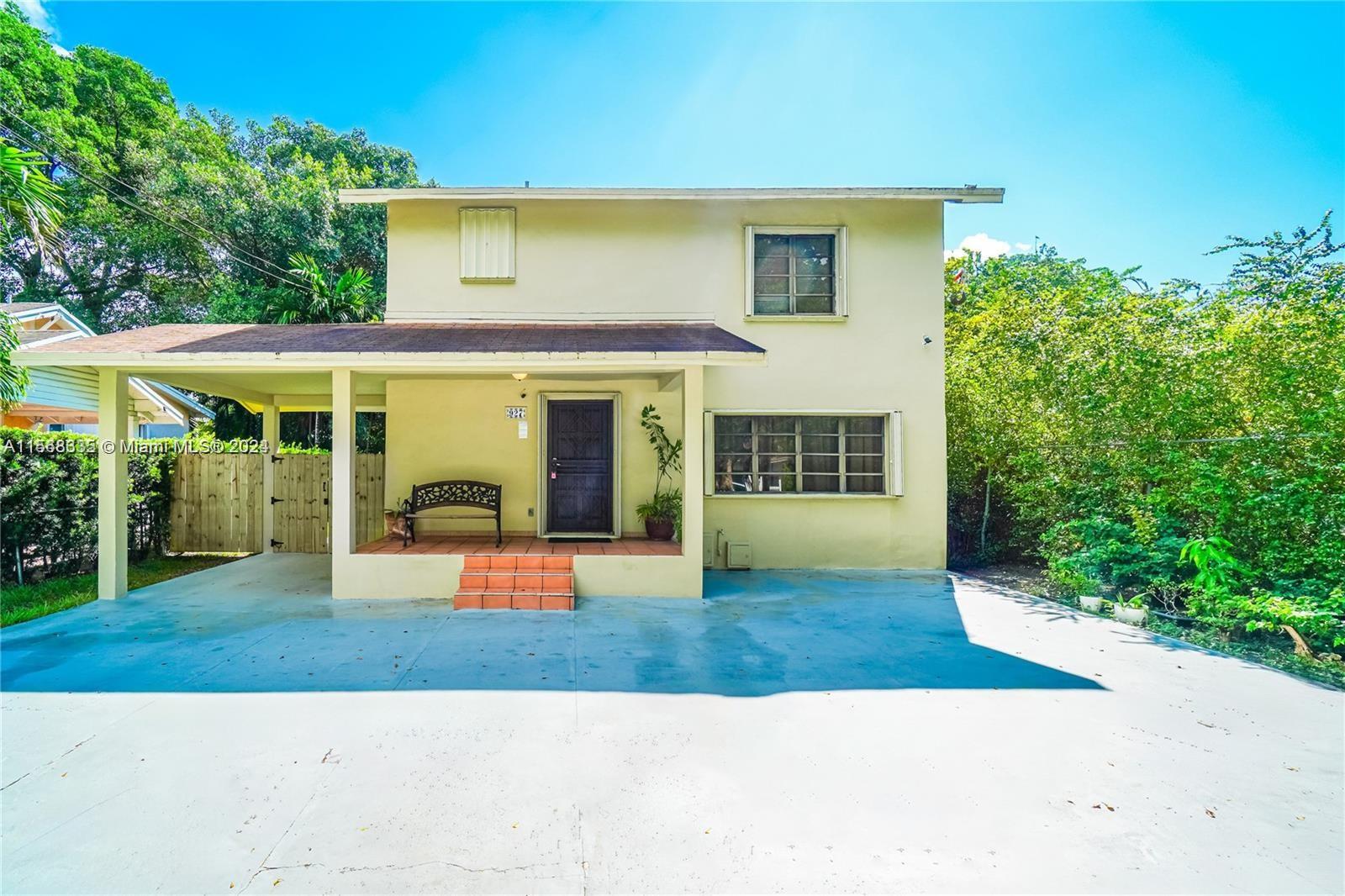 925 SW 15th Ave, Miami, Florida 33135, 4 Bedrooms Bedrooms, ,2 BathroomsBathrooms,Residentiallease,For Rent,925 SW 15th Ave,A11568335