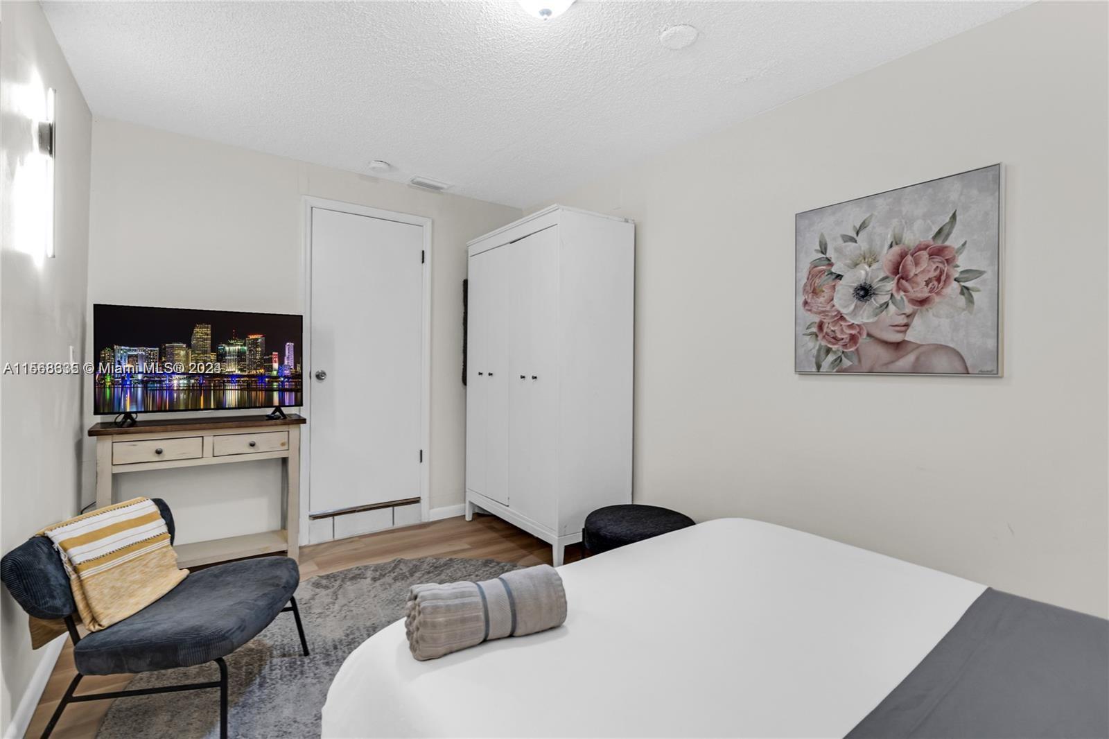 Bedroom #1