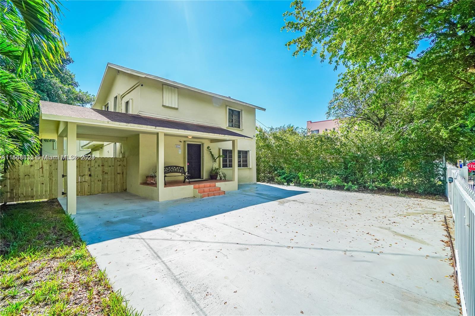 925 SW 15th Ave, Miami, Florida 33135, 4 Bedrooms Bedrooms, ,2 BathroomsBathrooms,Residentiallease,For Rent,925 SW 15th Ave,A11568335