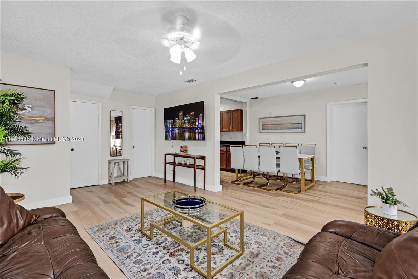 925 SW 15th Ave, Miami, Florida 33135, 4 Bedrooms Bedrooms, ,2 BathroomsBathrooms,Residentiallease,For Rent,925 SW 15th Ave,A11568335