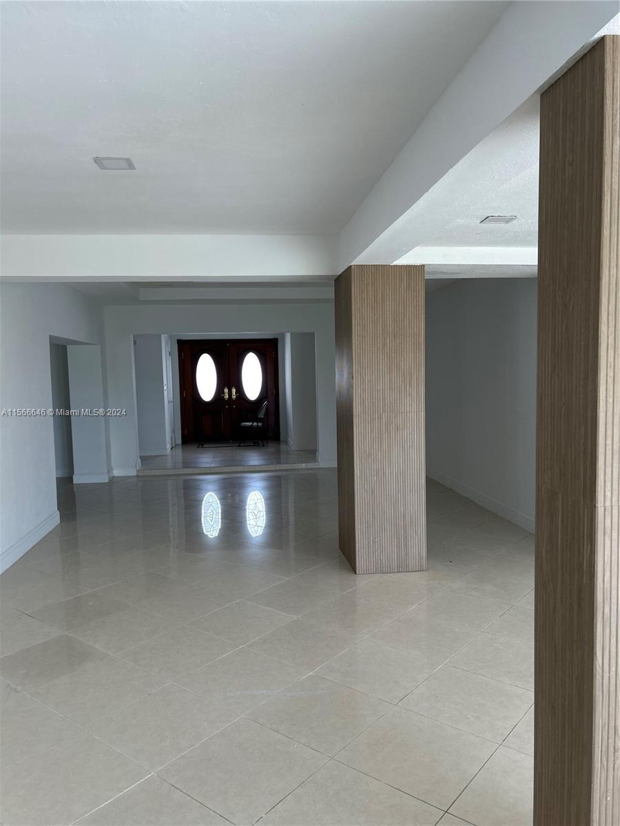 19740 W Saint Andrews Dr 0, Hialeah, Florida 33015, 7 Bedrooms Bedrooms, ,5 BathroomsBathrooms,Residentiallease,For Rent,19740 W Saint Andrews Dr 0,A11566646