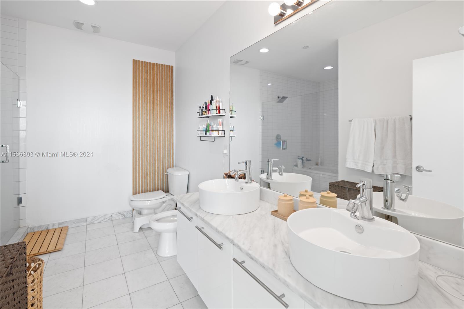 888 Biscayne Blvd 4801, Miami, Florida 33132, 2 Bedrooms Bedrooms, ,2 BathroomsBathrooms,Residentiallease,For Rent,888 Biscayne Blvd 4801,A11566803