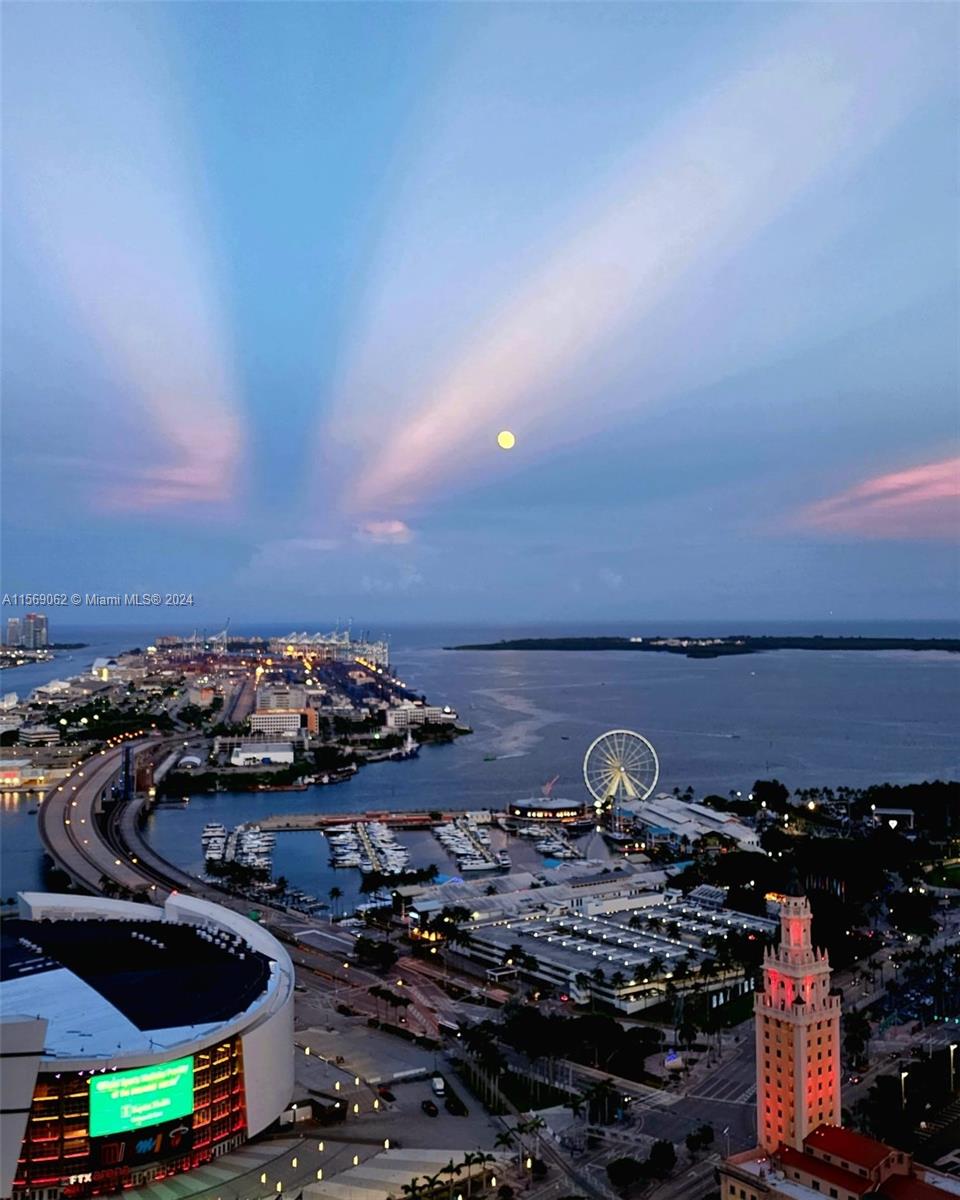 851 E 1st Ave 3907, Miami, Florida 33132, 2 Bedrooms Bedrooms, ,3 BathroomsBathrooms,Residentiallease,For Rent,851 E 1st Ave 3907,A11569062