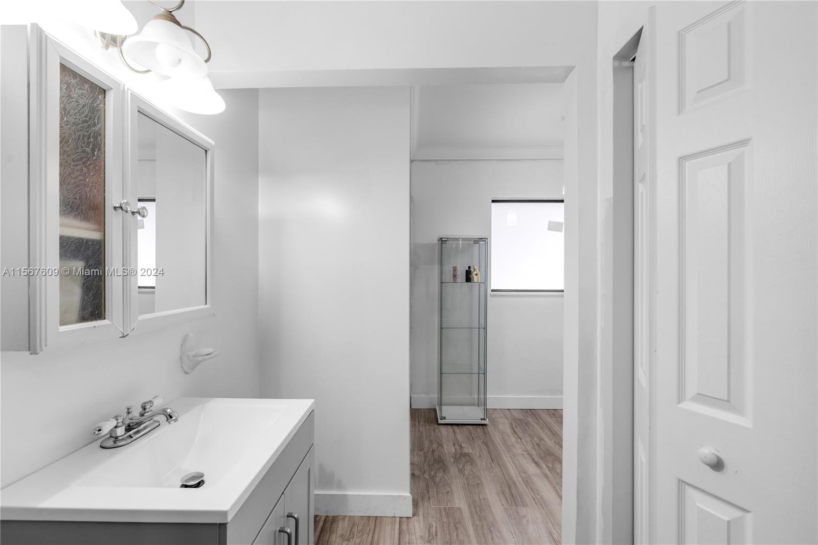 14480 SW 113th Ln, Miami, Florida 33186, 4 Bedrooms Bedrooms, ,2 BathroomsBathrooms,Residential,For Sale,14480 SW 113th Ln,A11567609