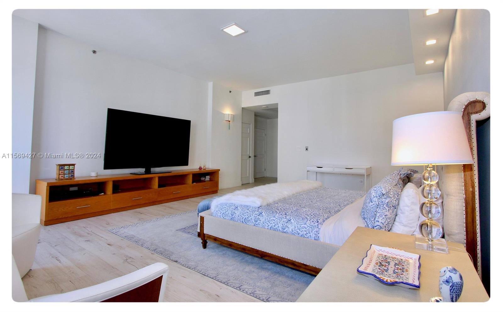3500 Island Blvd DPH01, Aventura, Florida 33160, 4 Bedrooms Bedrooms, ,4 BathroomsBathrooms,Residential,For Sale,3500 Island Blvd DPH01,A11569427