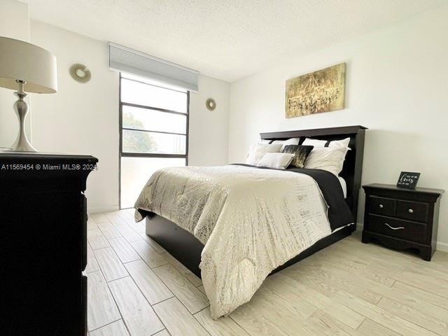 3475 N County Club Drive 418, Aventura, Florida 33180, 2 Bedrooms Bedrooms, ,2 BathroomsBathrooms,Residentiallease,For Rent,3475 N County Club Drive 418,A11569454