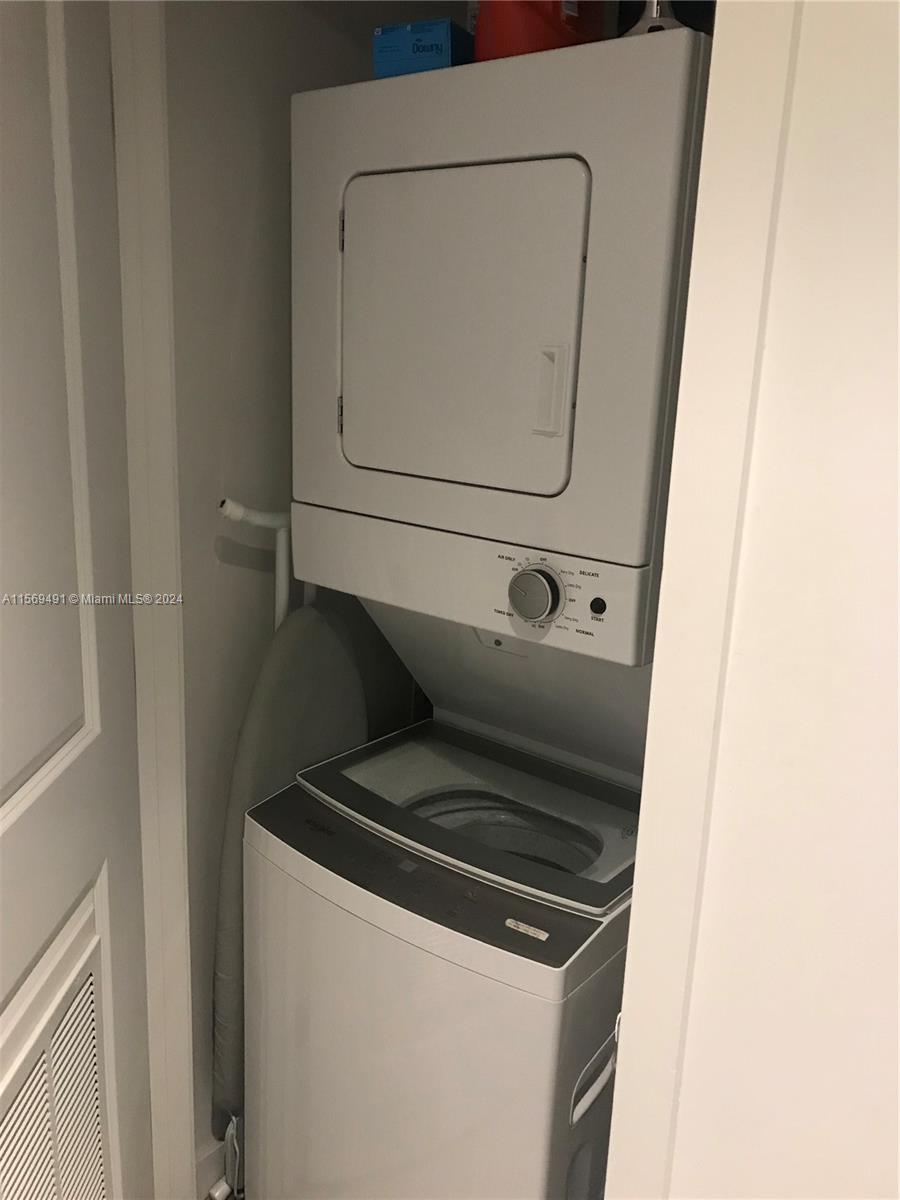 1600 NE 1st Ave 2616, Miami, Florida 33132, 2 Bedrooms Bedrooms, ,2 BathroomsBathrooms,Residentiallease,For Rent,1600 NE 1st Ave 2616,A11569491