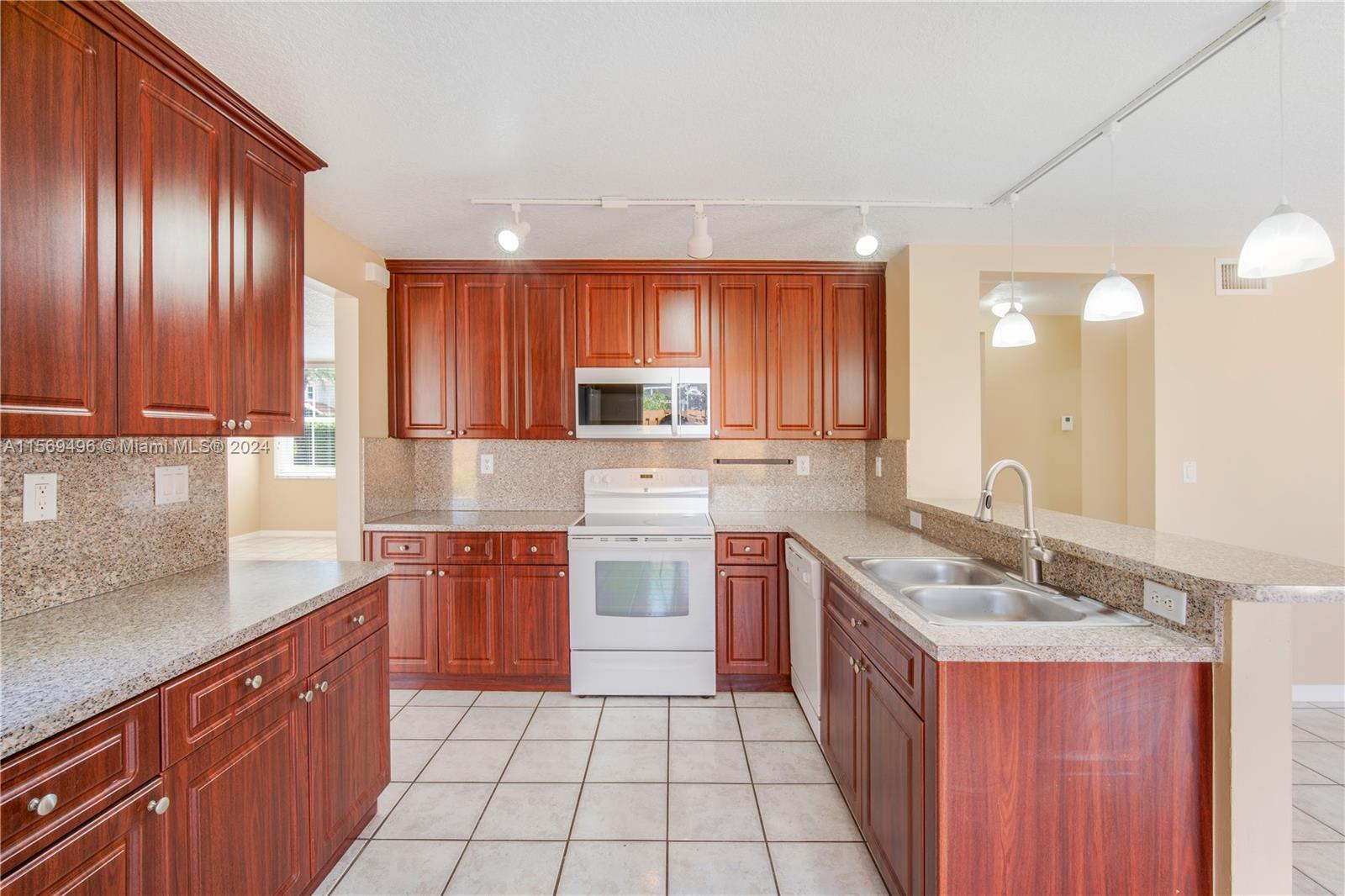 8100 SW 163rd Ct, Miami, Florida 33193, 5 Bedrooms Bedrooms, ,3 BathroomsBathrooms,Residential,For Sale,8100 SW 163rd Ct,A11569496