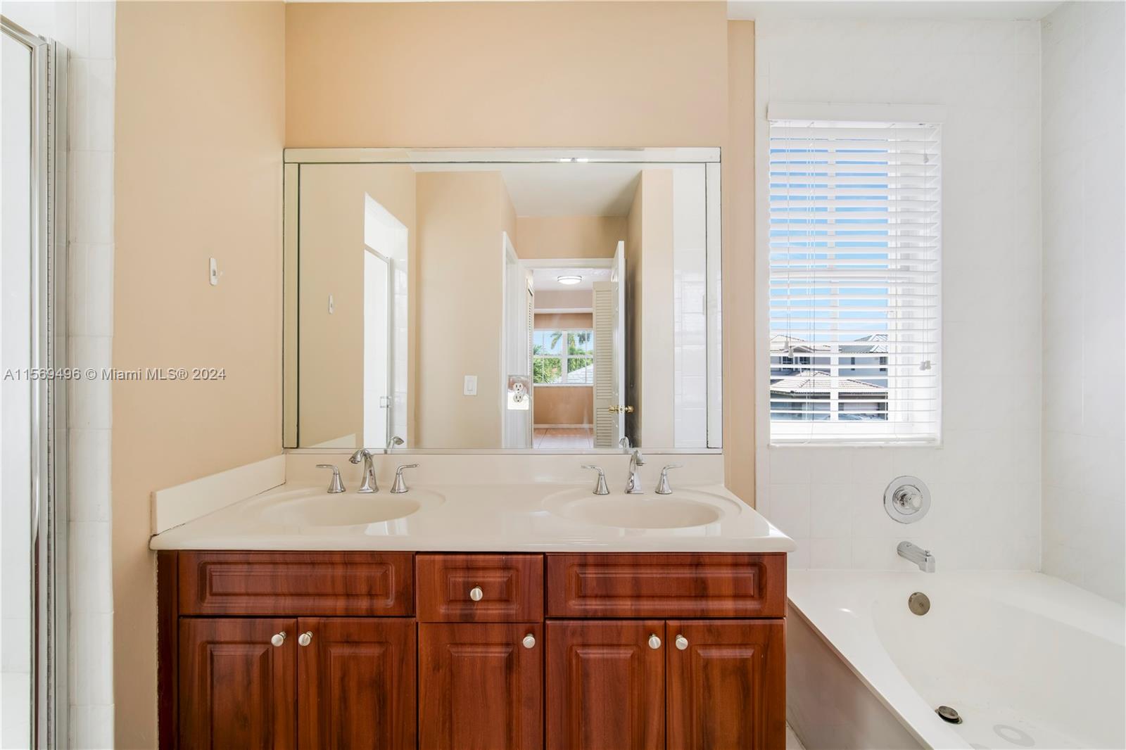 8100 SW 163rd Ct, Miami, Florida 33193, 5 Bedrooms Bedrooms, ,3 BathroomsBathrooms,Residential,For Sale,8100 SW 163rd Ct,A11569496