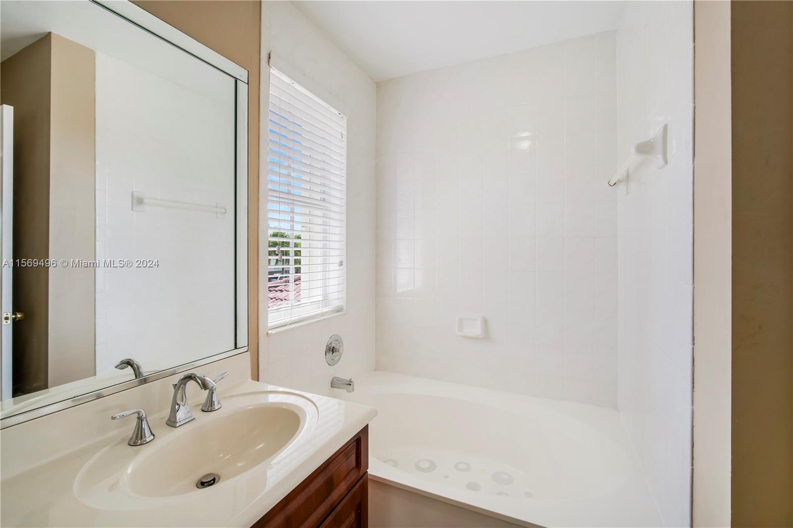 8100 SW 163rd Ct, Miami, Florida 33193, 5 Bedrooms Bedrooms, ,3 BathroomsBathrooms,Residential,For Sale,8100 SW 163rd Ct,A11569496