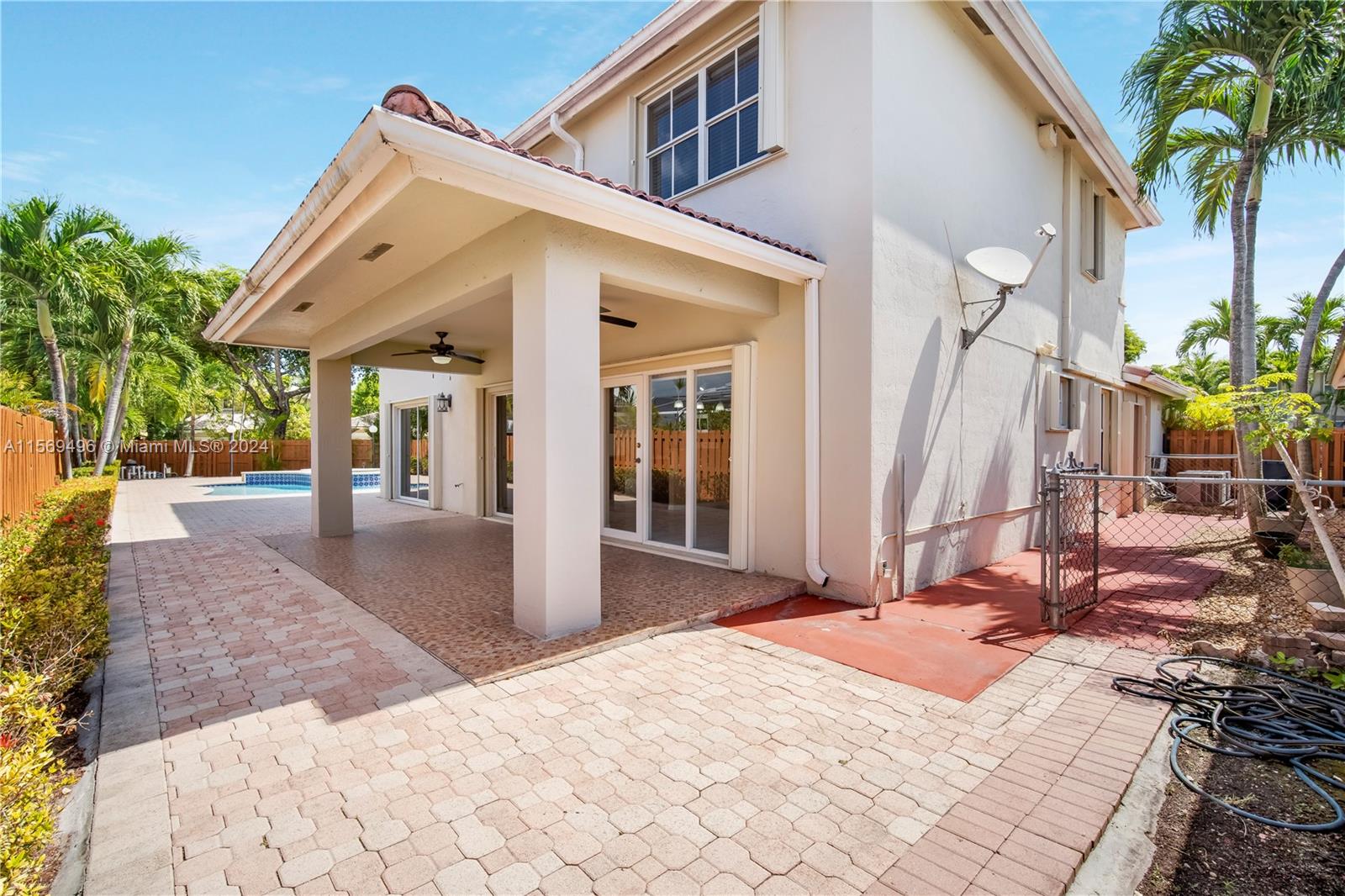 8100 SW 163rd Ct, Miami, Florida 33193, 5 Bedrooms Bedrooms, ,3 BathroomsBathrooms,Residential,For Sale,8100 SW 163rd Ct,A11569496