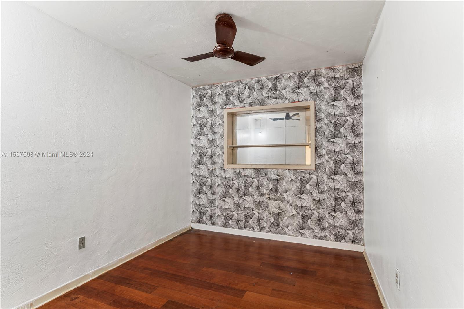 560 NE 158th St, Miami, Florida 33162, 3 Bedrooms Bedrooms, ,2 BathroomsBathrooms,Residentiallease,For Rent,560 NE 158th St,A11567508