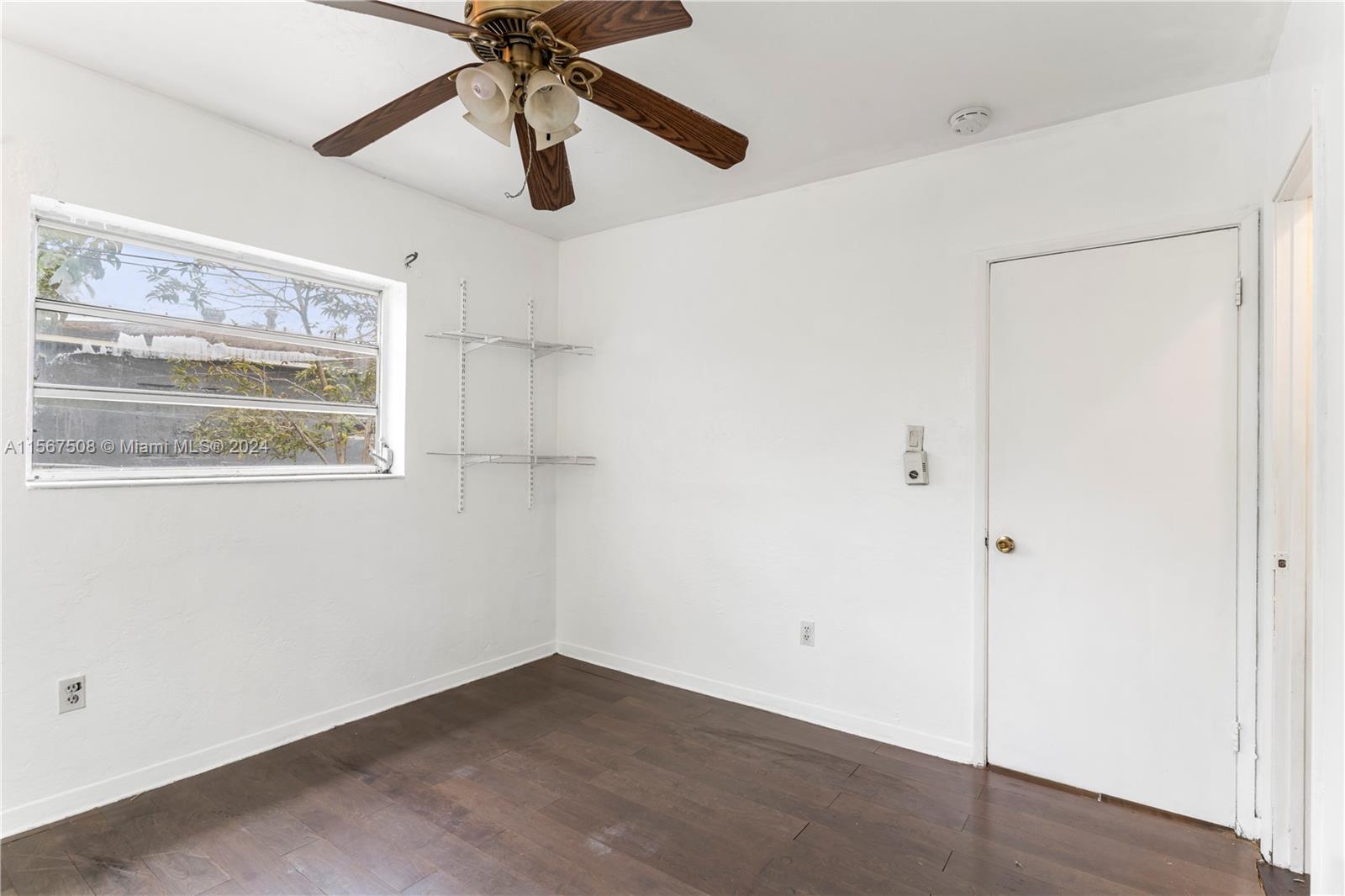 560 NE 158th St, Miami, Florida 33162, 3 Bedrooms Bedrooms, ,2 BathroomsBathrooms,Residentiallease,For Rent,560 NE 158th St,A11567508