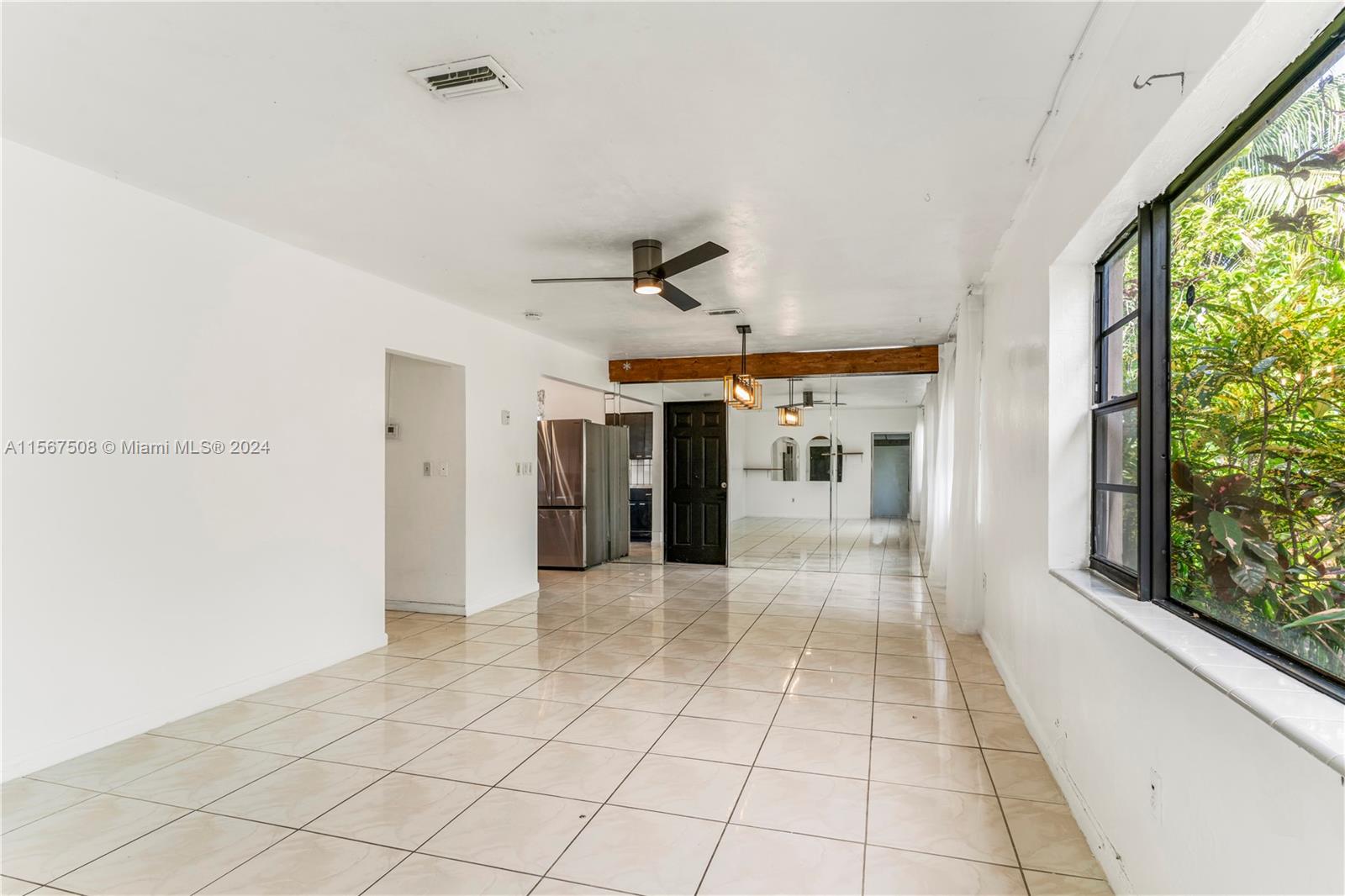 560 NE 158th St, Miami, Florida 33162, 3 Bedrooms Bedrooms, ,2 BathroomsBathrooms,Residentiallease,For Rent,560 NE 158th St,A11567508