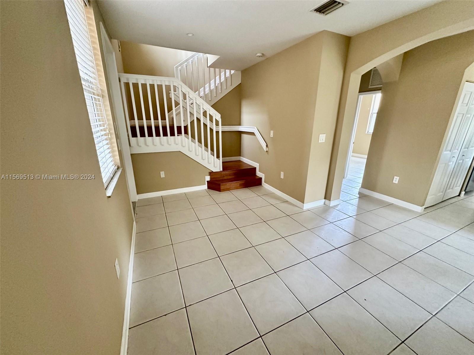 3365 NE 14th Dr 108-16, Homestead, Florida 33033, 3 Bedrooms Bedrooms, ,3 BathroomsBathrooms,Residentiallease,For Rent,3365 NE 14th Dr 108-16,A11569513