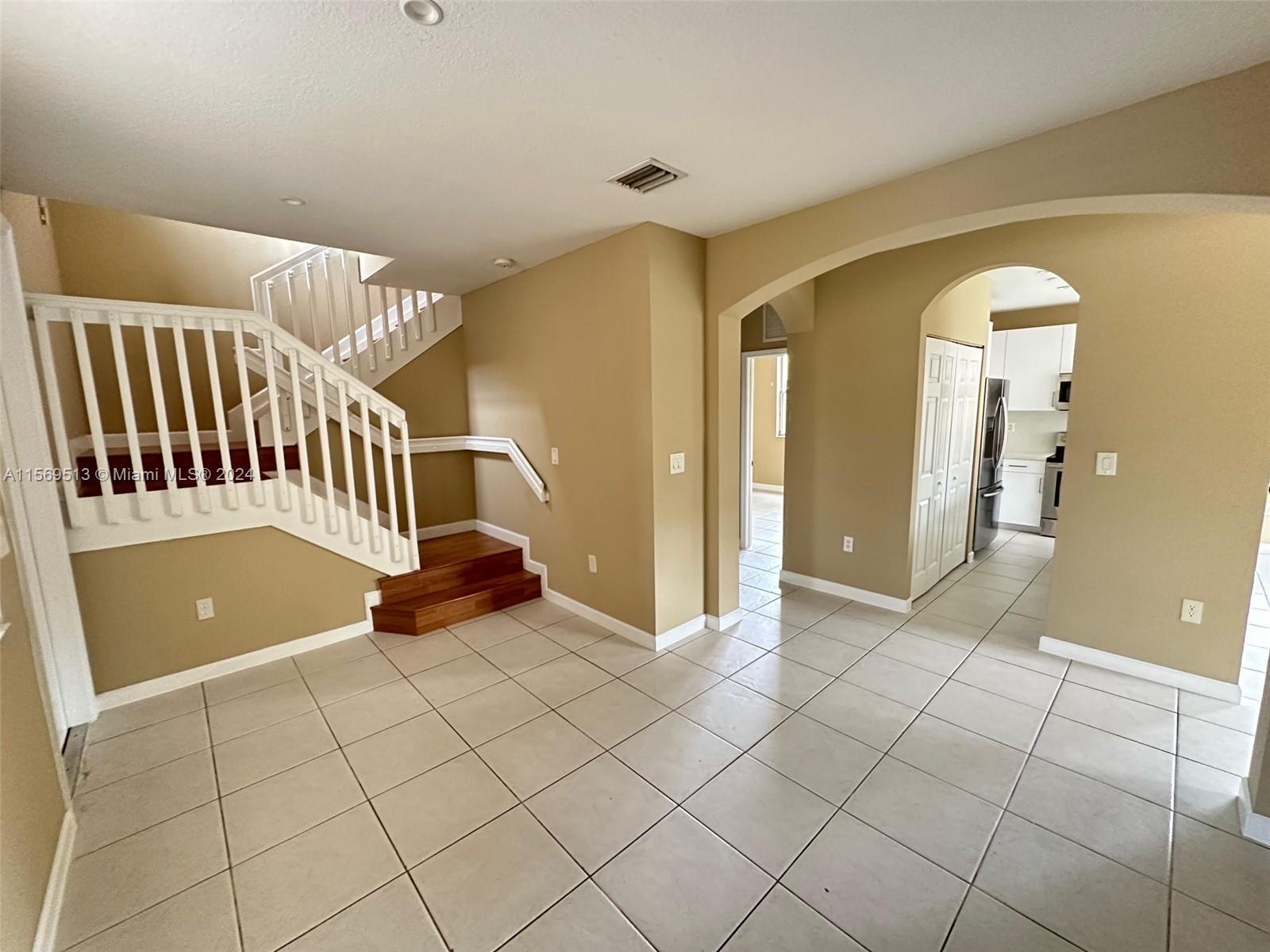 3365 NE 14th Dr 108-16, Homestead, Florida 33033, 3 Bedrooms Bedrooms, ,3 BathroomsBathrooms,Residentiallease,For Rent,3365 NE 14th Dr 108-16,A11569513