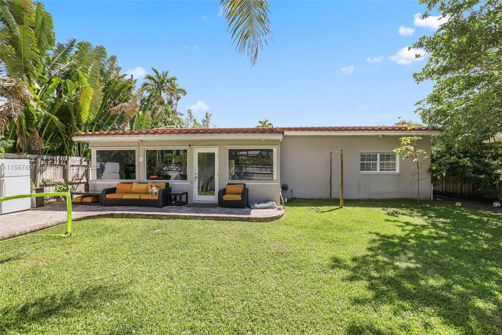 5750 Alton Rd, Miami Beach, Florida 33140, 3 Bedrooms Bedrooms, ,3 BathroomsBathrooms,Residentiallease,For Rent,5750 Alton Rd,A11567857