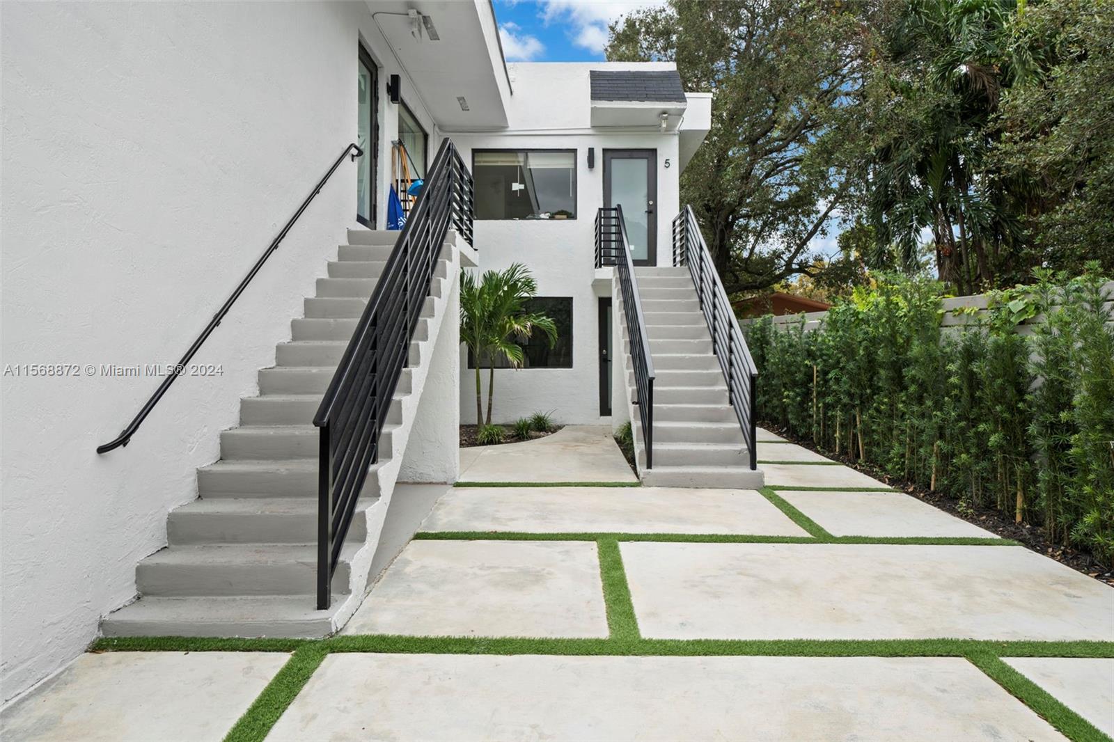 37 NW 59th St 3, Miami, Florida 33127, 2 Bedrooms Bedrooms, ,1 BathroomBathrooms,Residentiallease,For Rent,37 NW 59th St 3,A11568872