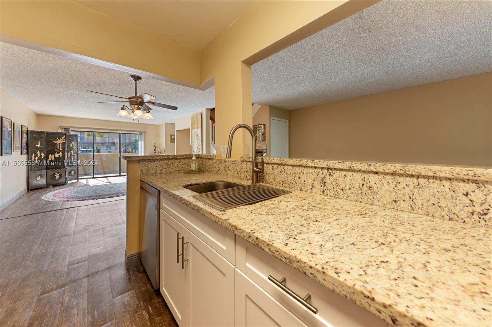 4918 Sheridan St 3, Hollywood, Florida 33021, 3 Bedrooms Bedrooms, ,2 BathroomsBathrooms,Residential,For Sale,4918 Sheridan St 3,A11569556