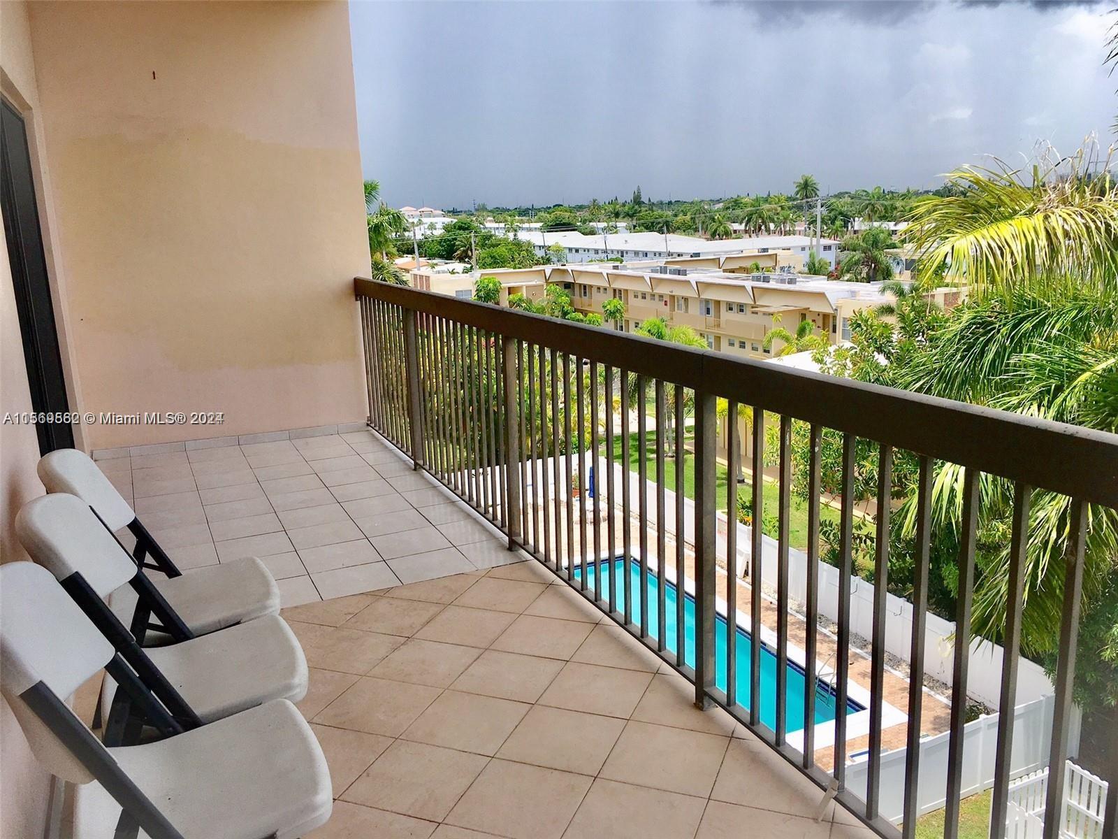 1301 NE 7th St 516, Hallandale Beach, Florida 33009, 2 Bedrooms Bedrooms, ,2 BathroomsBathrooms,Residentiallease,For Rent,1301 NE 7th St 516,A11569562