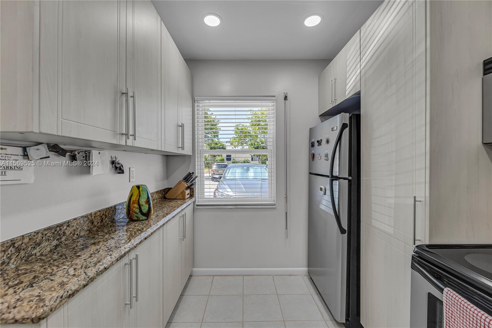 860 SE 6th Ave 203, Deerfield Beach, Florida 33441, 1 Bedroom Bedrooms, ,1 BathroomBathrooms,Residential,For Sale,860 SE 6th Ave 203,A11569525
