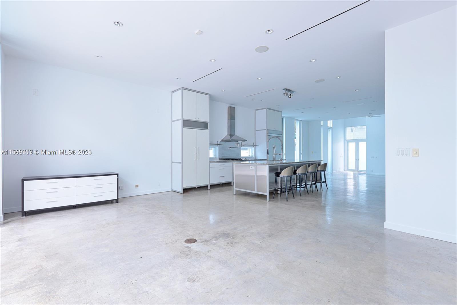 2863 SW 38th Ave 2863, Miami, Florida 33134, 3 Bedrooms Bedrooms, ,2 BathroomsBathrooms,Residentiallease,For Rent,2863 SW 38th Ave 2863,A11569417